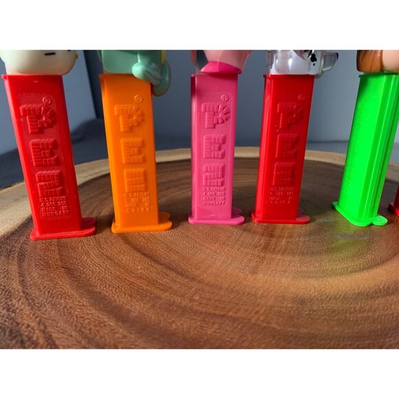 Set of 6 PEZ Candy Dispensers Featuring Hello Kitty Spongebob Piglet Paw Patrol - Picture 5 of 7
